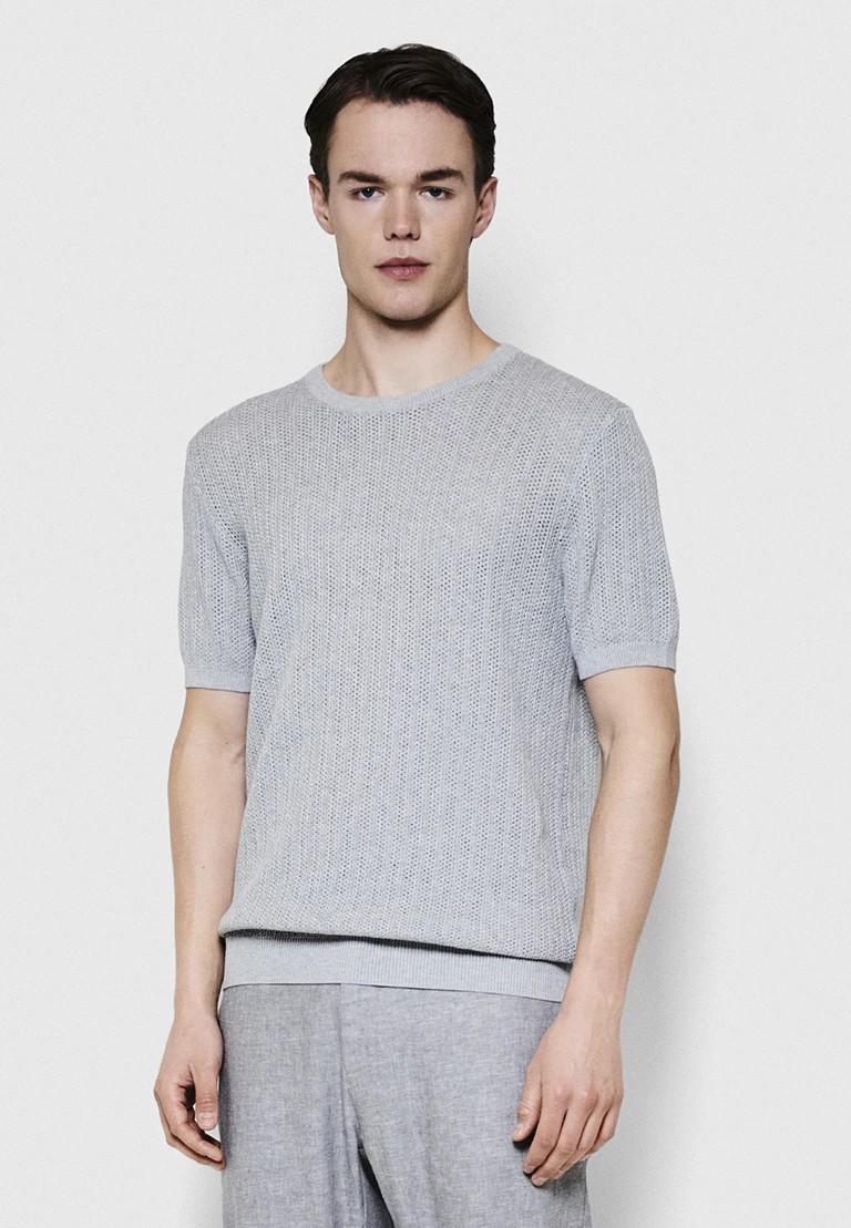stickad rundhalsad t-shirt
