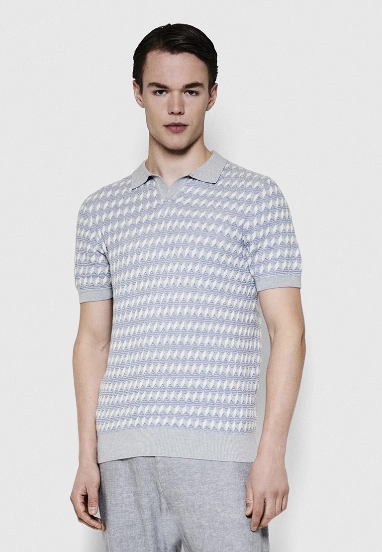 stickad v-ringad t-shirt